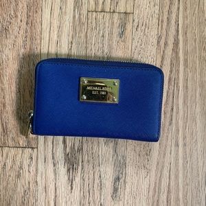 COPY - Michael Kors wallet
